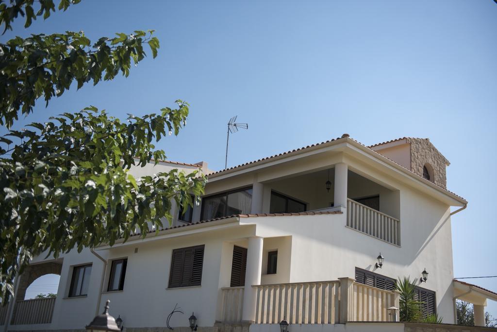 Agrepavli Lapithia Apartment Kallepia Exterior photo